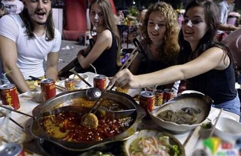 火鍋當選國民美食，“她經濟”成重頭戲|餐飲界