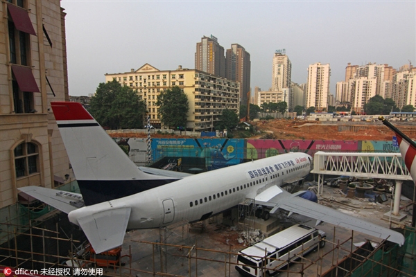 湖北武漢驚現(xiàn)波音737  成國內(nèi)首家飛機(jī)餐廳