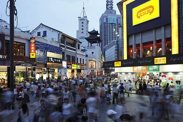 餐廳房租10年上漲5倍，成關(guān)店罪魁禍?zhǔn)?！如何與房東談判不漲租金？