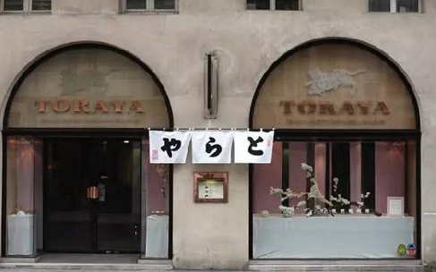 日本小吃店如何做大做強(qiáng)？我們發(fā)現(xiàn)了兩種完全不同的方法